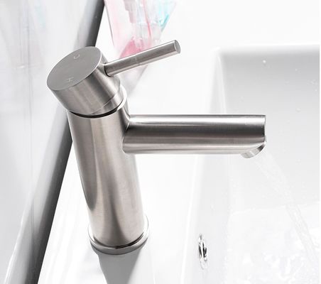 El cuarto de baño de acero inoxidable de la moda apuesta golpea ligeramente la protección del medio ambiente