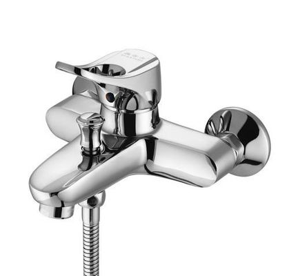 Arranco de baño de acero inoxidable de disco cerámico con alcance de chorro de 5,5 pulgadas