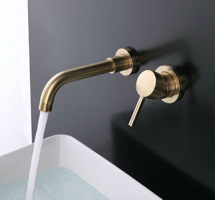 El oro moderno cepilló el grifo encubierto de acero inoxidable fácil limpiar